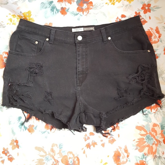 St. John's Bay Pants - Black Cut-Off Booty Shorts Ripped Destroyed Jeans St. John's Bay Pants - Black Cut-Off Booty Shorts Ripped Destroyed Jeans